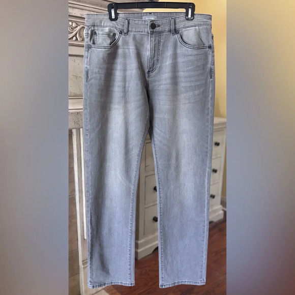 DL 1961 Light Grey Avery Modern Straight Cut Jeans Size 36x34 Unisex - Picture 1 of 7